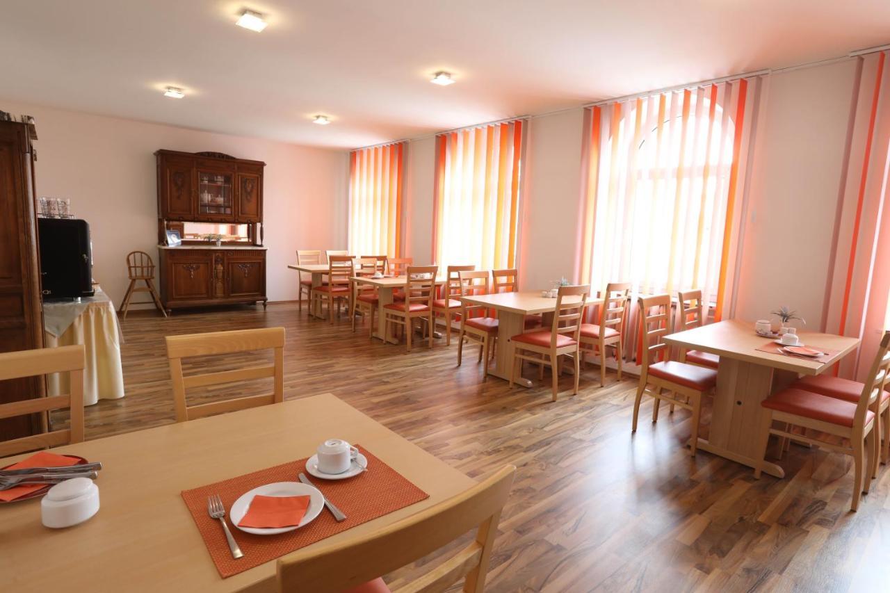 Pension Leonardo Aidenbach Exterior photo